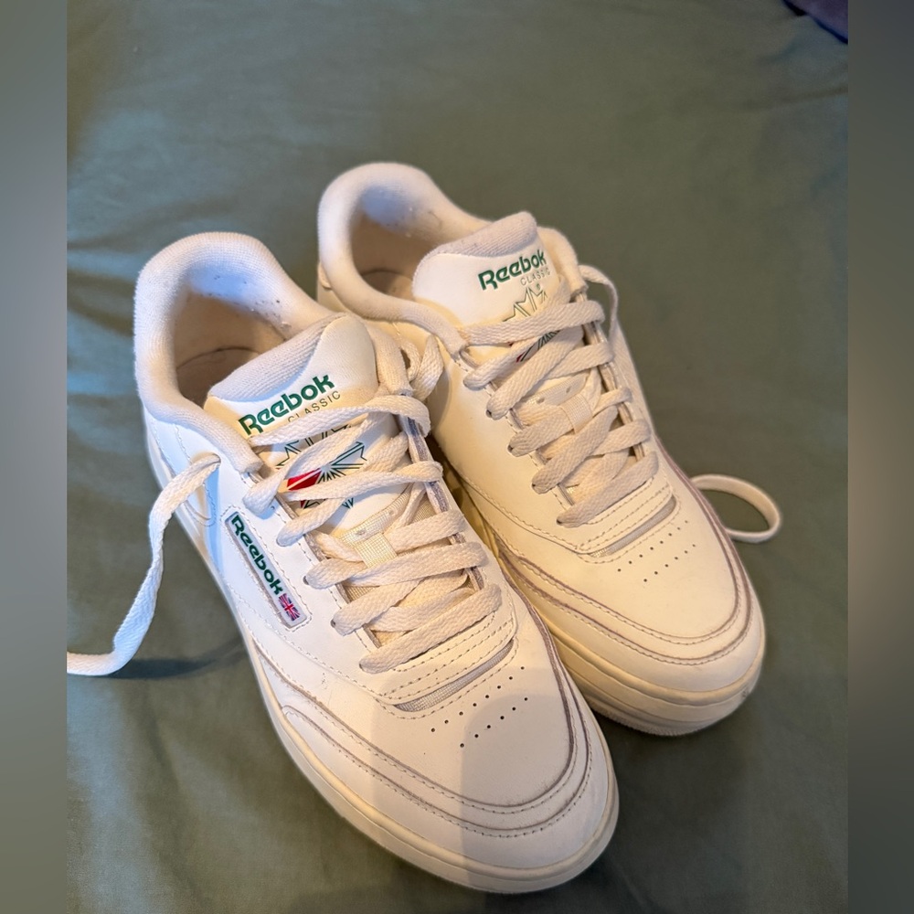 Reebok Club C Extra Women’s US 7
